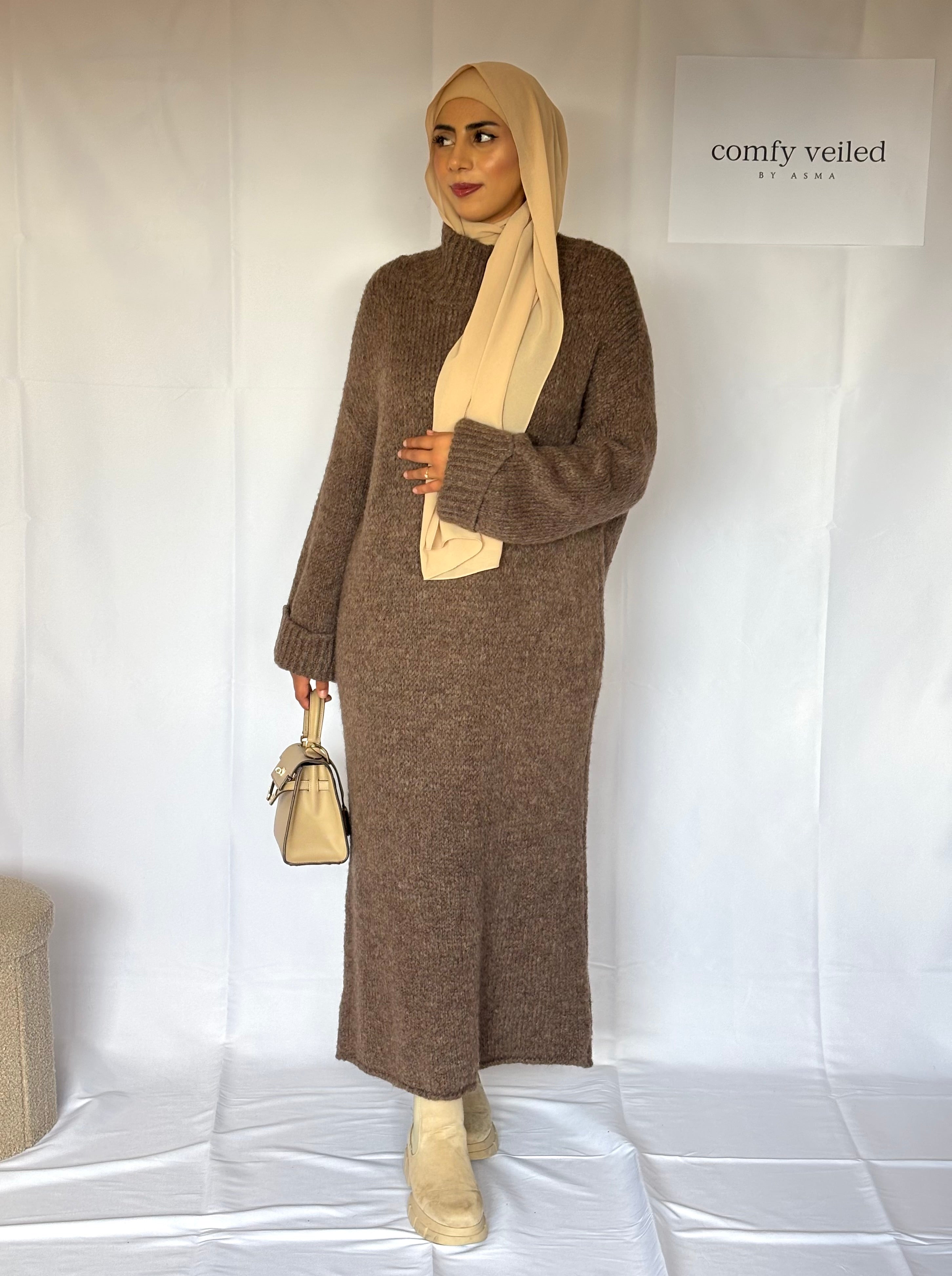AMIRA (long knit dress)