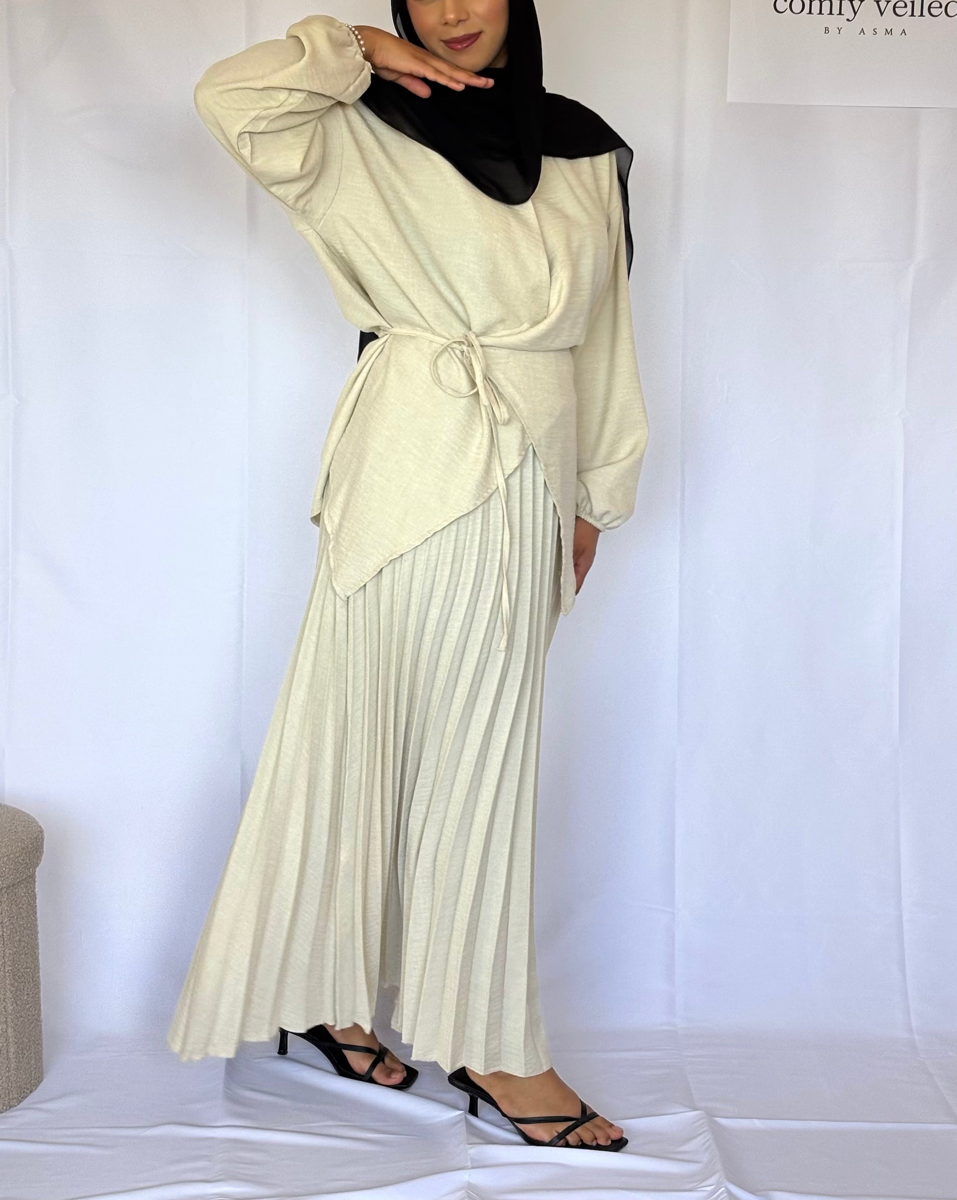 Modest 2-Piece Dress Cream