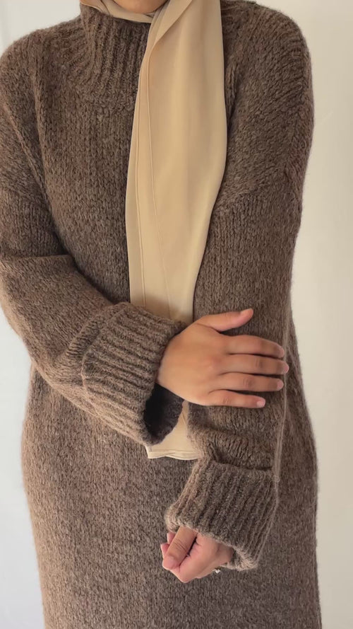 AMIRA (long knit dress)