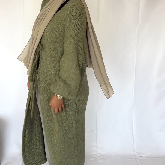 Long cardigan winter color Pistachio